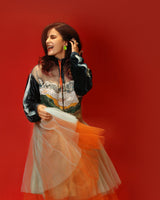 Kirti Kulhari in Miami earrings