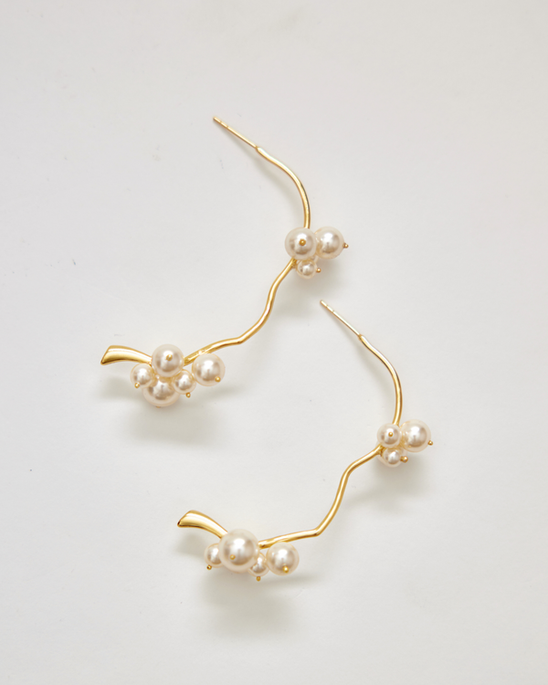Robasta Earring