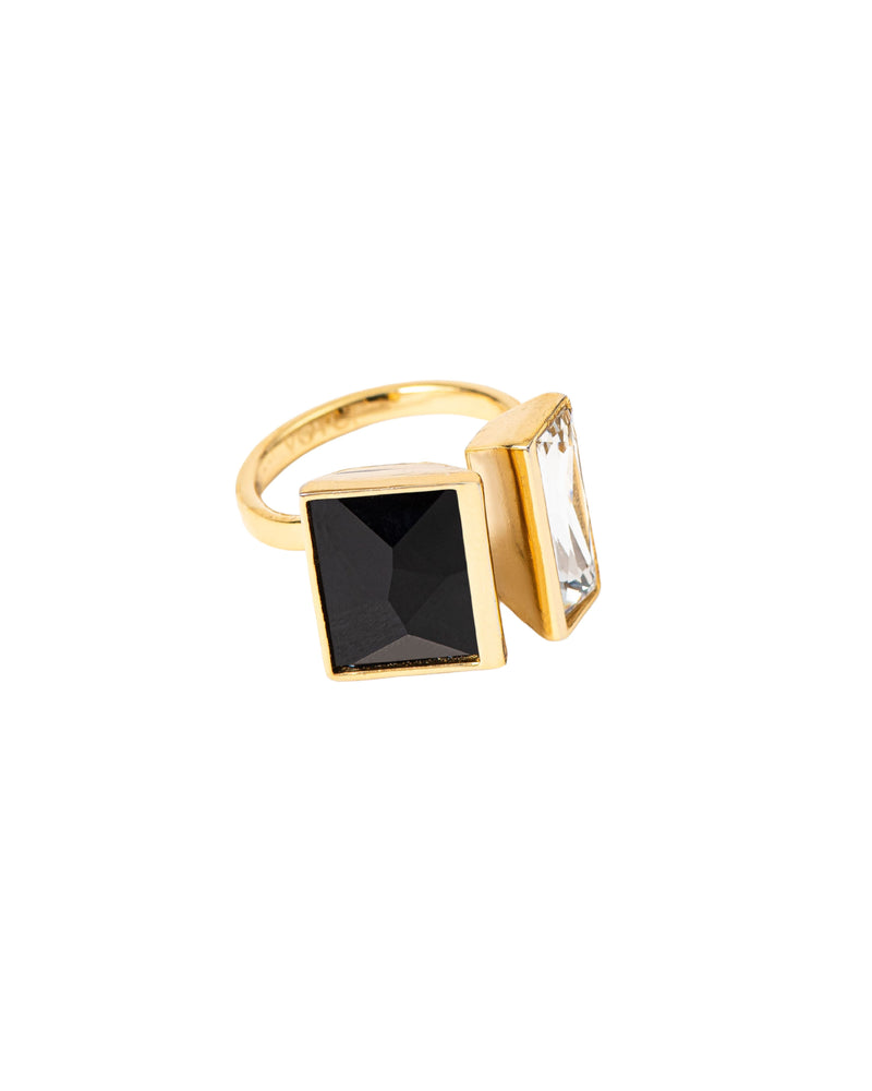 Stellar Ring - Black and white